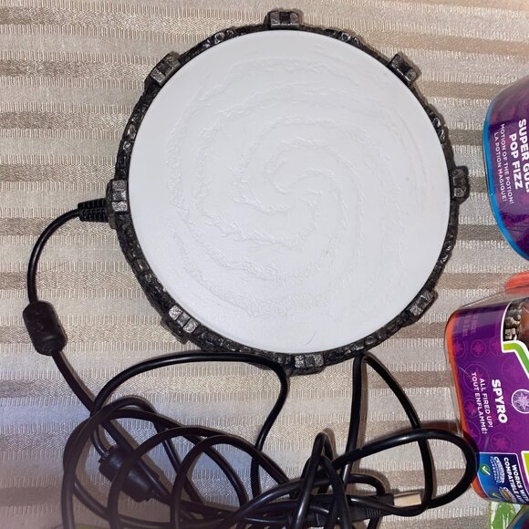 SKYLANDER FIGURES (12) FIGURES IN ALL. INCLUDES PORTAL OF POWER PS3/PS4 WII WII - Picture 5 of 6